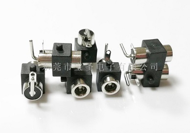 DC電源插座怎么樣使用？